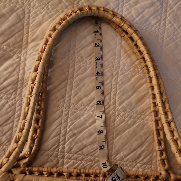 Beach Basket - Handwoven in Jamaica - Picture 8 of 8